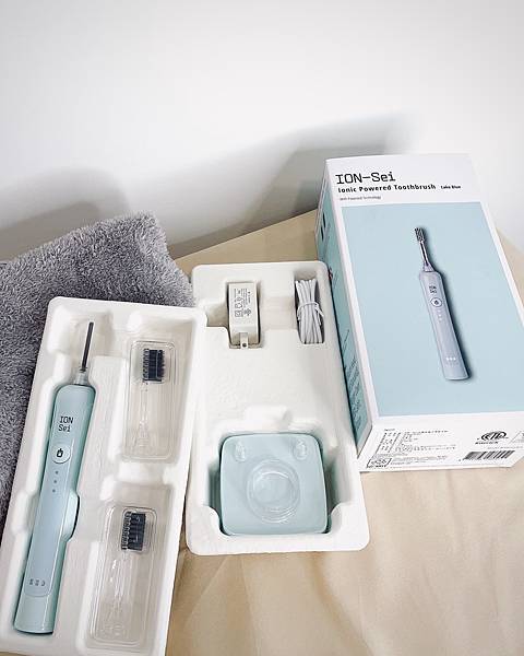 德國口腔品牌設計+日本專利電動牙刷 日本實驗結果有效降低牙 德國口腔品牌設計+日本專利電動牙刷 日本實驗結果有效降低牙