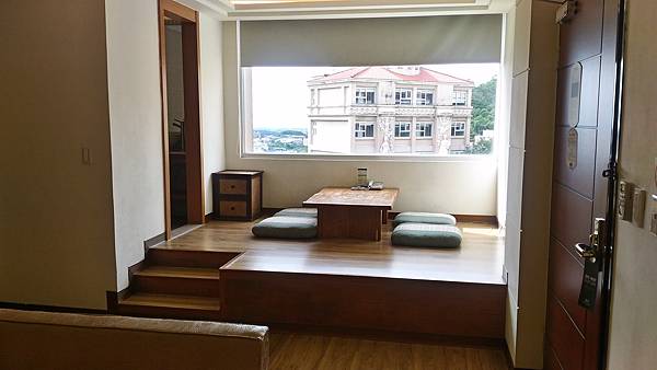 P_20160611_151512_HDR.jpg P_20160611_151512_HDR.jpg