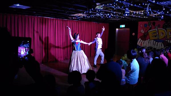 P_20160611_205803.jpg P_20160611_205803.jpg