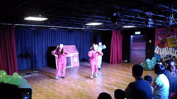 P_20160611_210650.jpg P_20160611_210650.jpg