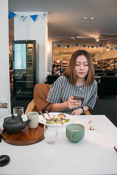 IMG_3687.jpg IMG_3687.jpg