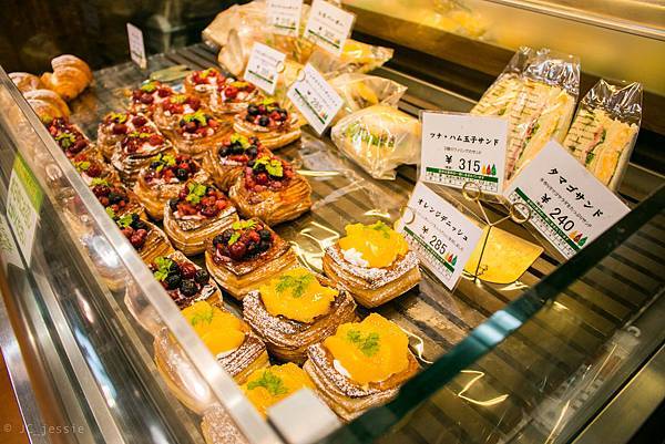 IMG_3794.jpg IMG_3794.jpg