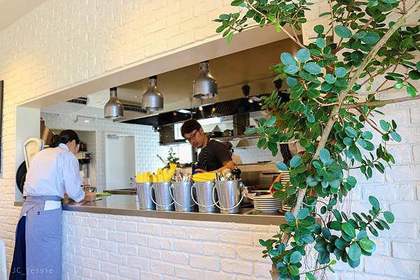 IMG_4479.jpg IMG_4479.jpg