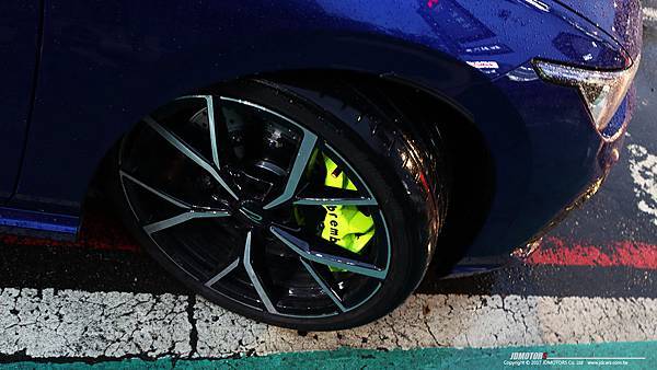 Brembo GT B-M6 原裝套裝 - VW GOLF-