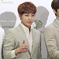 xiumin-4.jpg