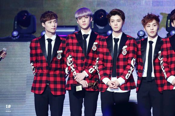 SEHUN LU LAY X-1.jpg