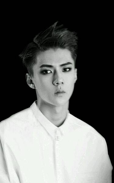 SEHUN-1.jpg