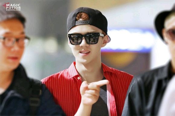 SEHUN-8.jpg