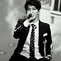 BAEKHYUN-5.jpg