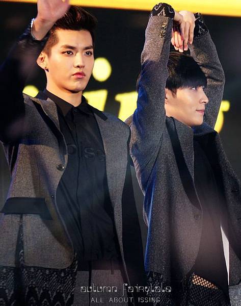 KRIS LAY-2.jpg