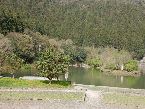 【遊記】宜蘭明池森林遊樂區 欣賞山中湖景 2016/4/2