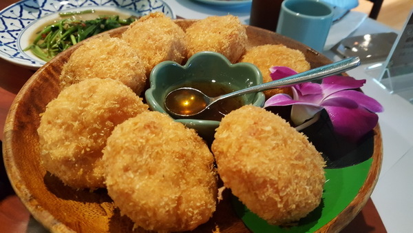 【美食/部門聚餐】台北大安/香米泰國料理<光復店> 酸辣甜好