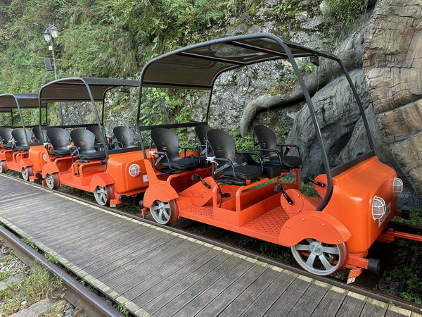 【旅遊】韓國首爾自由行 江村鐵道自行車如加長版苗栗鐵道自行車