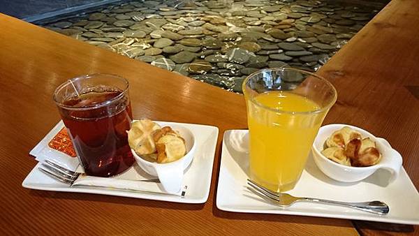 DSC_0074.JPG DSC_0074.JPG