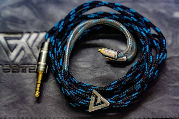 [開箱] VORTEX CABLES Seraphiona均