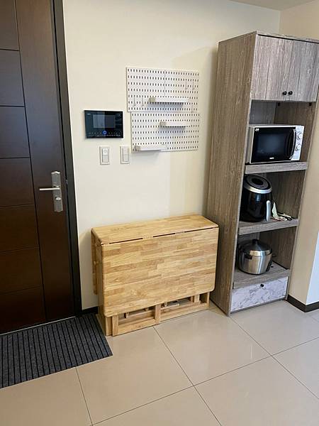 [開箱折疊收納餐桌] RICHOME實木收納餐桌椅組,折疊