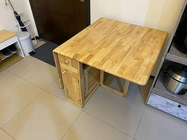 [開箱折疊收納餐桌] RICHOME實木收納餐桌椅組,折疊