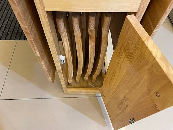 [開箱折疊收納餐桌] RICHOME實木收納餐桌椅組,折疊