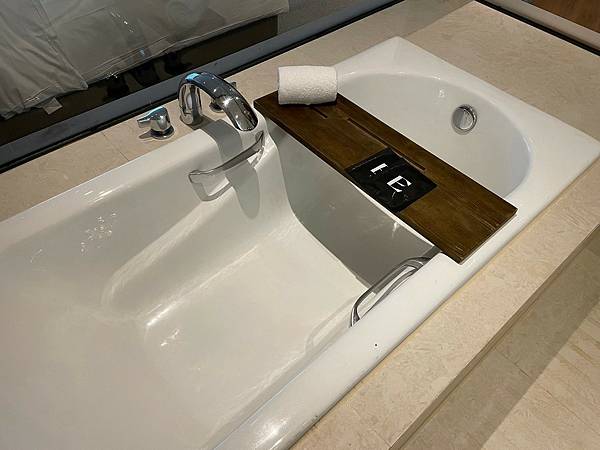 [住宿新竹] 伊普索酒店 距新竹火車站十分鐘,格局安靜