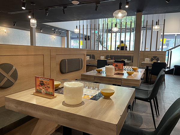 [吃喝台北內湖] 雞湯大叔—湯控必訪的火鍋店,可先試喝湯頭