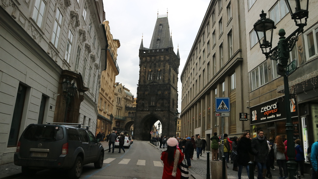 20171118 (119) 位於新舊城區交界的火藥塔 [布拉格(Prague)].JPG