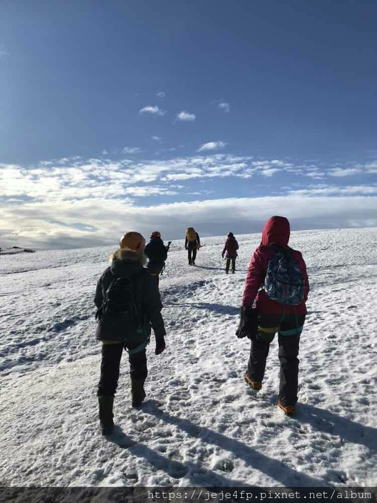 44954 經過冰川去看藍冰洞途中一景.jpg