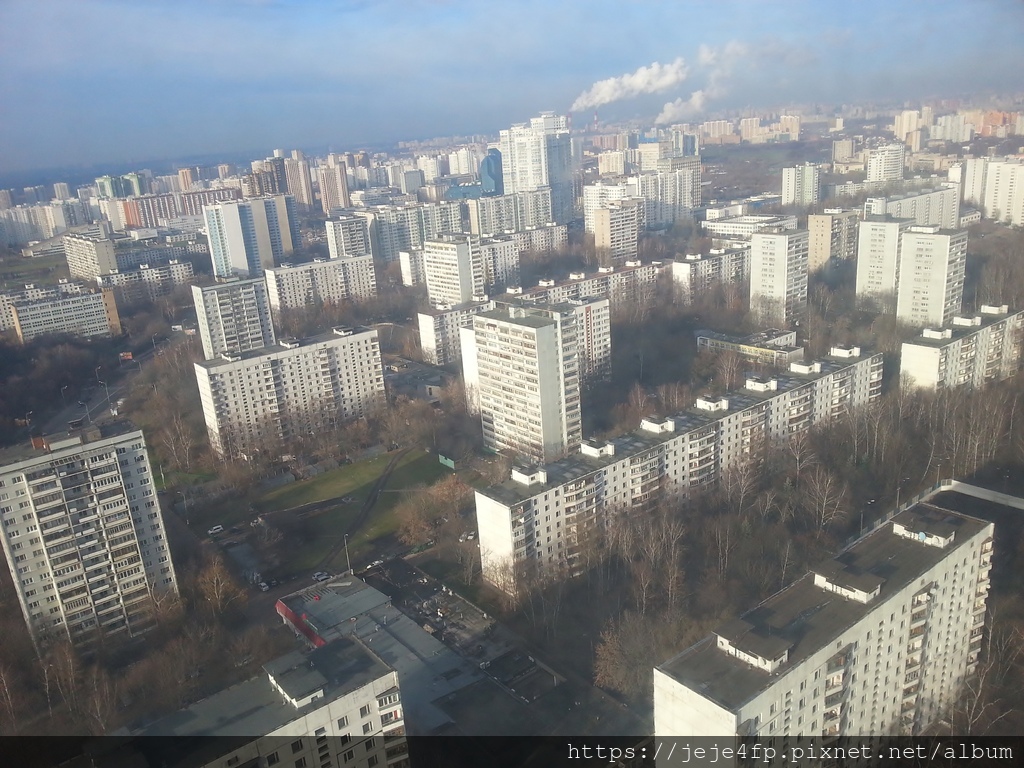 20121111 (96) 莫斯科ASTRUS旅館  - 33樓俯視附近市區.jpg
