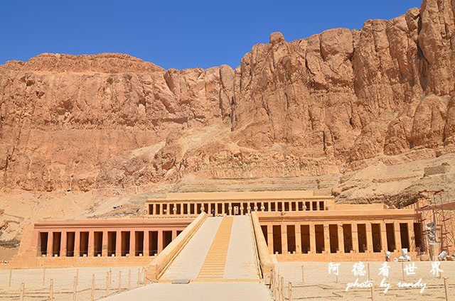 Luxor1D7000 038.JPG Luxor1D7000 038.JPG