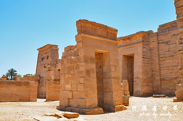 Luxor1D7000 098.JPG Luxor1D7000 098.JPG