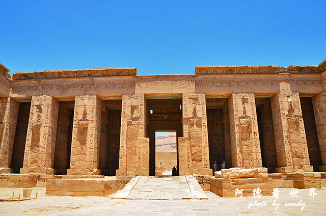 Luxor1D7000 123.JPG Luxor1D7000 123.JPG