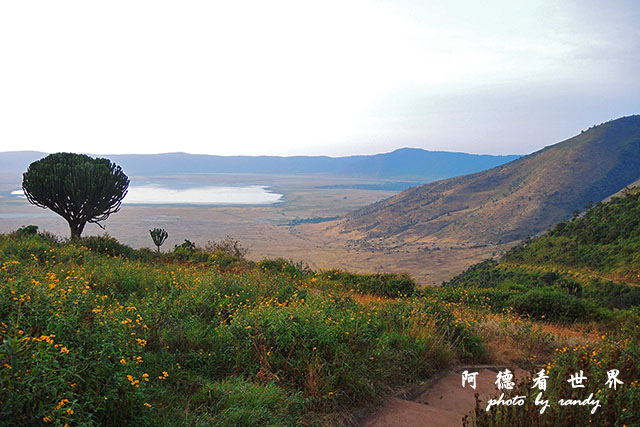 ngorongoroP7700 007.JPG ngorongoroP7700 007.JPG