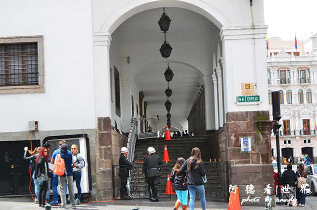 quito1D7000 101.JPG quito1D7000 101.JPG