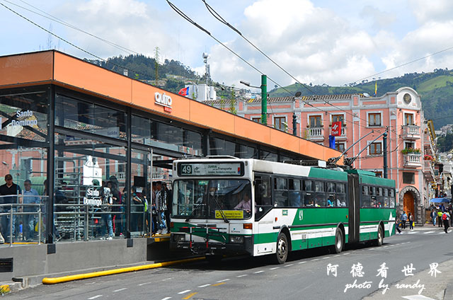 quito2-2D7000 086.JPG quito2-2D7000 086.JPG