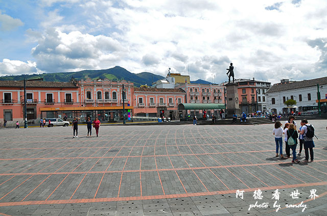 quito2-2D7000 107.JPG quito2-2D7000 107.JPG