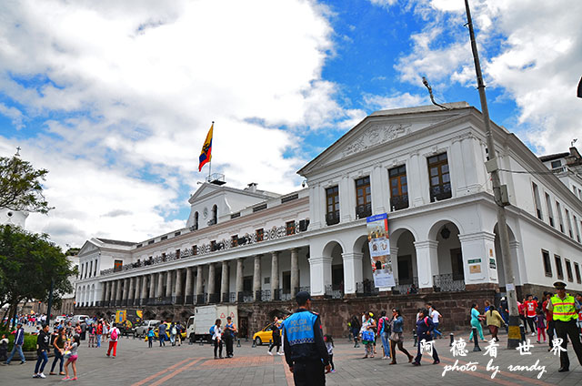 quito2-2D7000 203.JPG quito2-2D7000 203.JPG