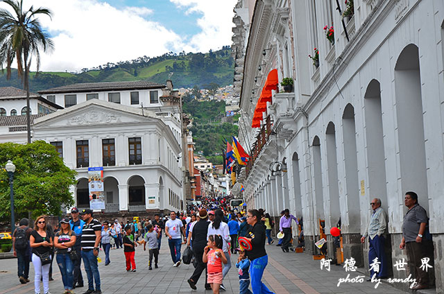 quito2-2D7000 199.JPG quito2-2D7000 199.JPG