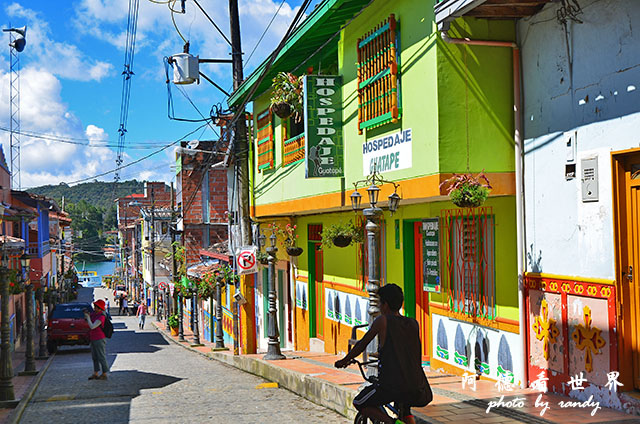 guatapeD7000 140.JPG guatapeD7000 140.JPG