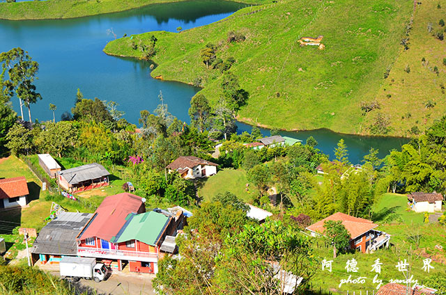 guatapeD7000 277.JPG guatapeD7000 277.JPG