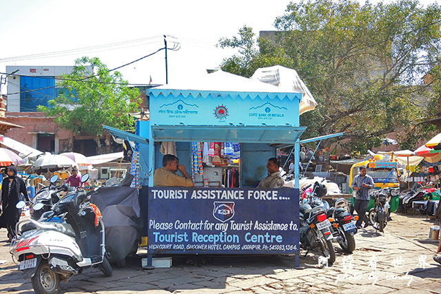 jodhpur3-mandore-palaceP7700 065.JPG jodhpur3-mandore-palaceP7700 065.JPG