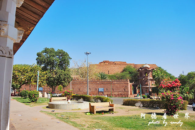 jodhpur3-mandore-palaceP7700 040.JPG jodhpur3-mandore-palaceP7700 040.JPG