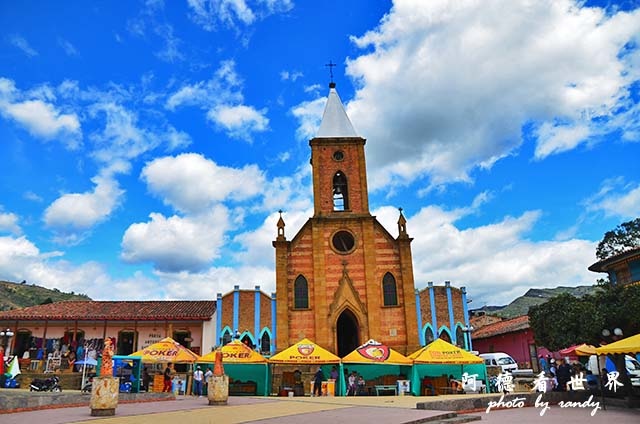 leyva2D7000 110.JPG leyva2D7000 110.JPG