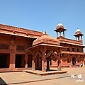 agra1D7000 135.JPG