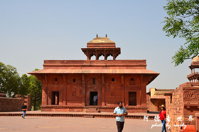 agra1D7000 183.JPG