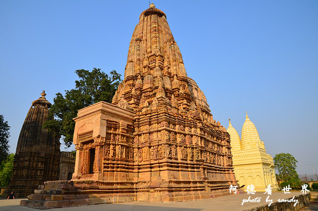 khajuraho1-2D7000 200.JPG