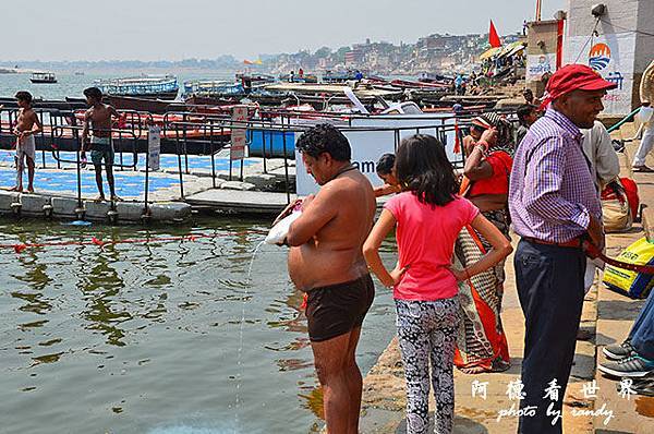 varanasi1-2D7000 032.JPG