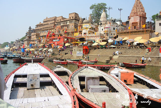 varanasi1-2P7700 100.JPG