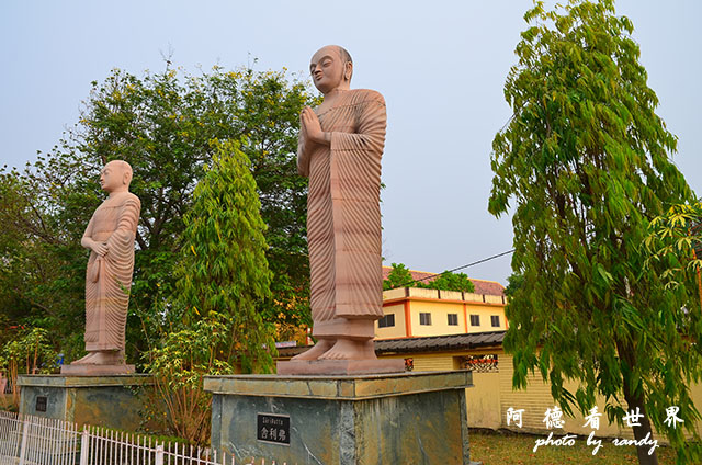 bodhgaya1D7000 099.JPG