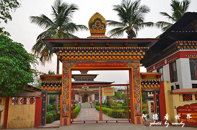 bodhgaya1D7000 161.JPG