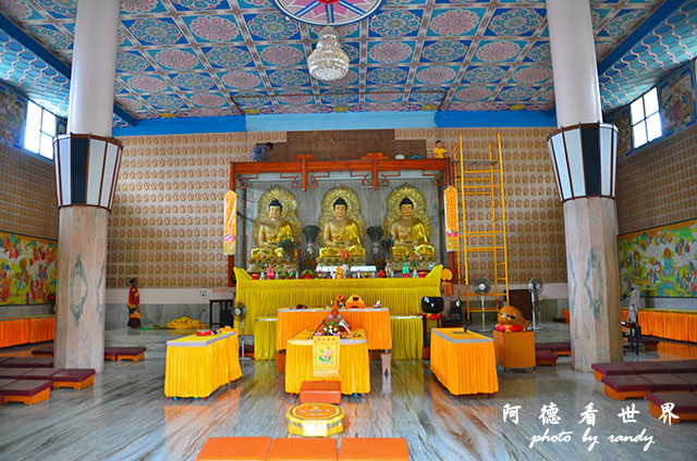 bodhgaya2D7000 126.JPG bodhgaya2D7000 126.JPG