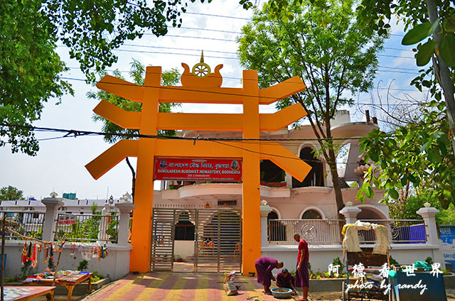 bodhgaya2D7000 131.JPG bodhgaya2D7000 131.JPG